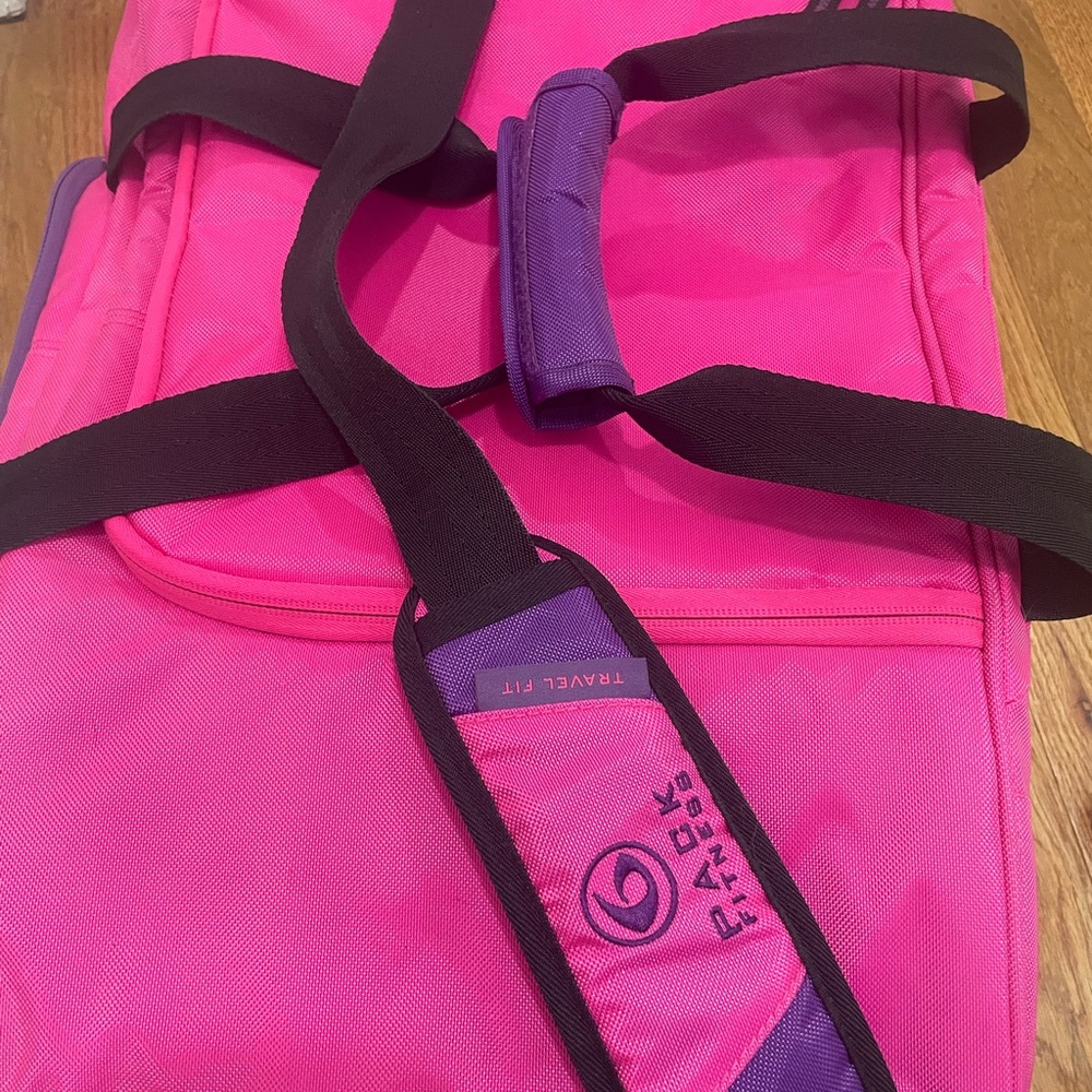 Six Pack Fitness Travel Bag and Meal Bag - Picture 3 of 10